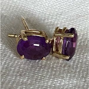 Amethyst Post Earrings 14K Gold 3/8” Deep Purple Oval Stone Perfect Condition